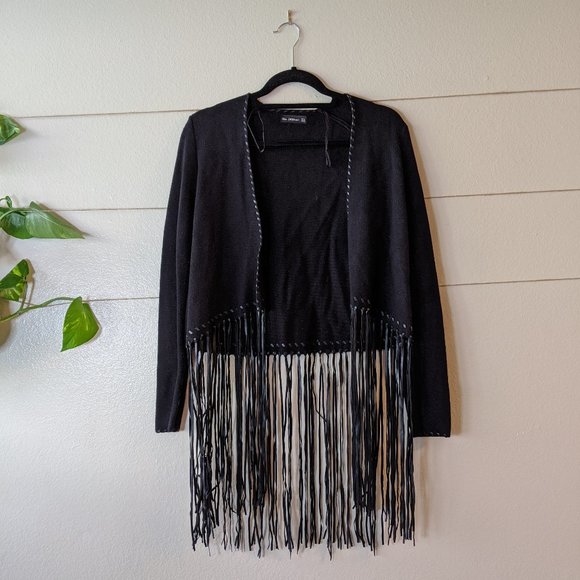 Zara Sweaters - Zara Fringe Knit Black Faux Leather Cargidan